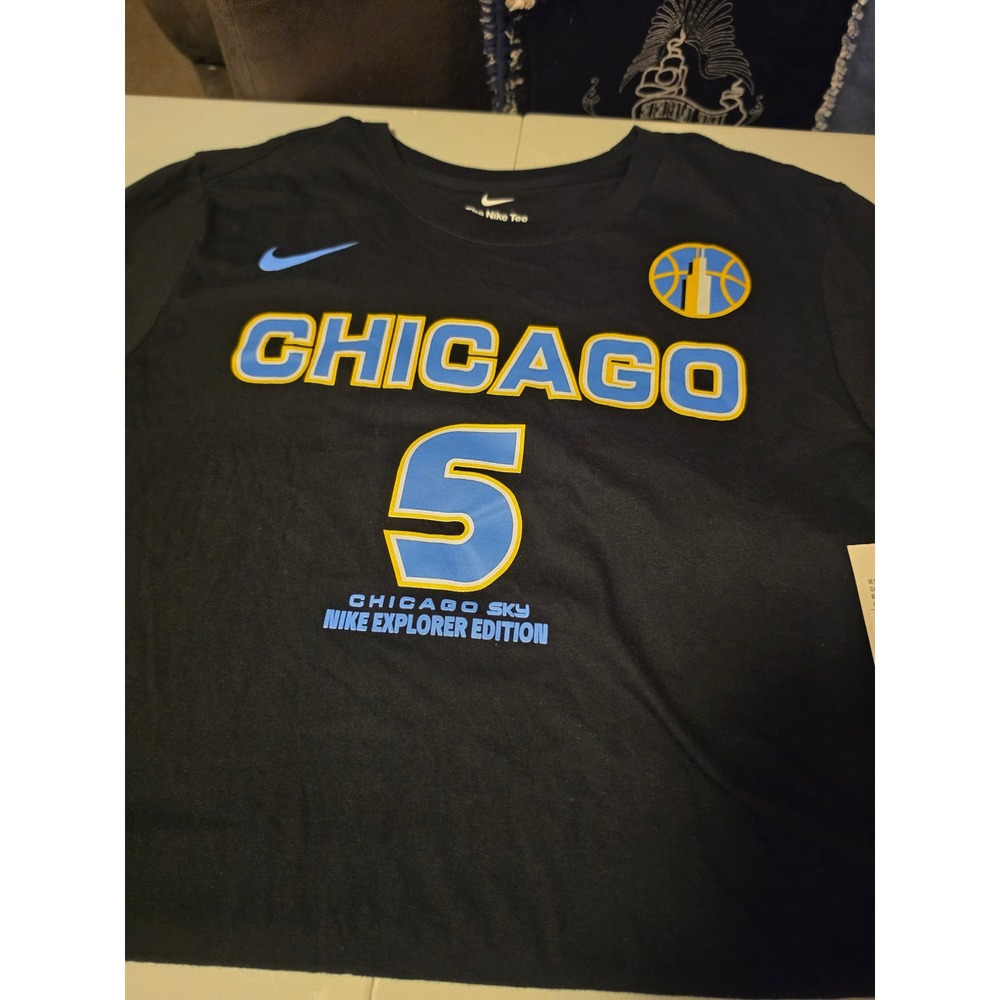Nike Chicago Sky Angel Reese 5 Explorer Edition WNBA T-Shirt Black Large NEW